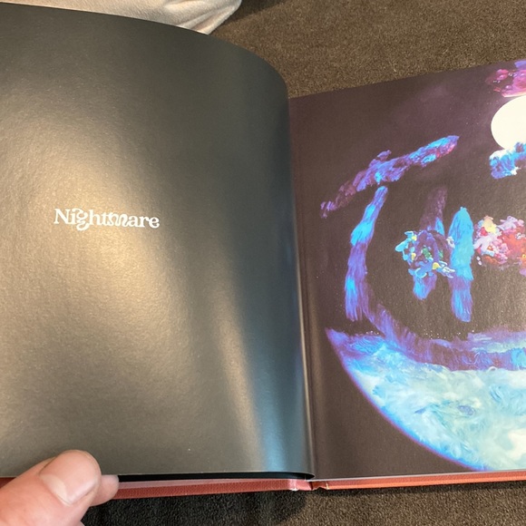 Tomorrow x Together Photobook & CD Set! - Picture 8 of 9